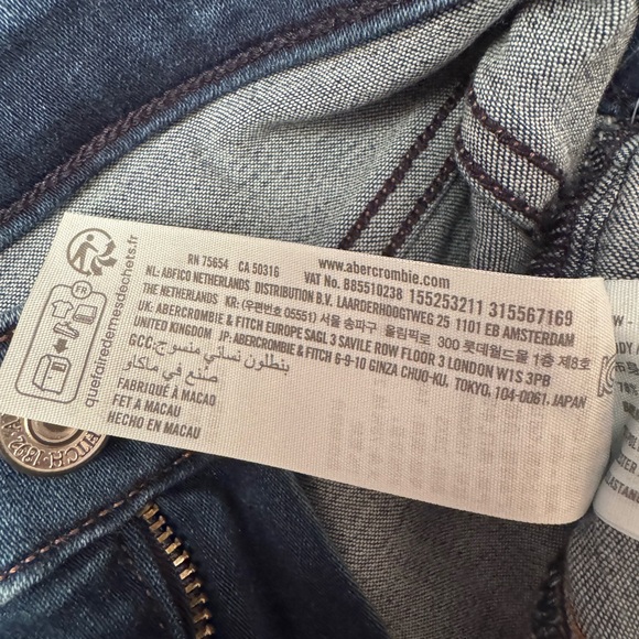 ABERCROMBIE MEDIUM DARK WASH THE JEAN LEGGING SIZE 28 6XS EXTRA SHORT 24.25” - Picture 5 of 5